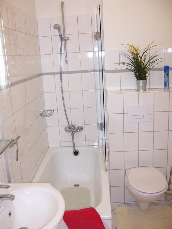 Darz Gastezimmer Hamburg Eksteriør bilde